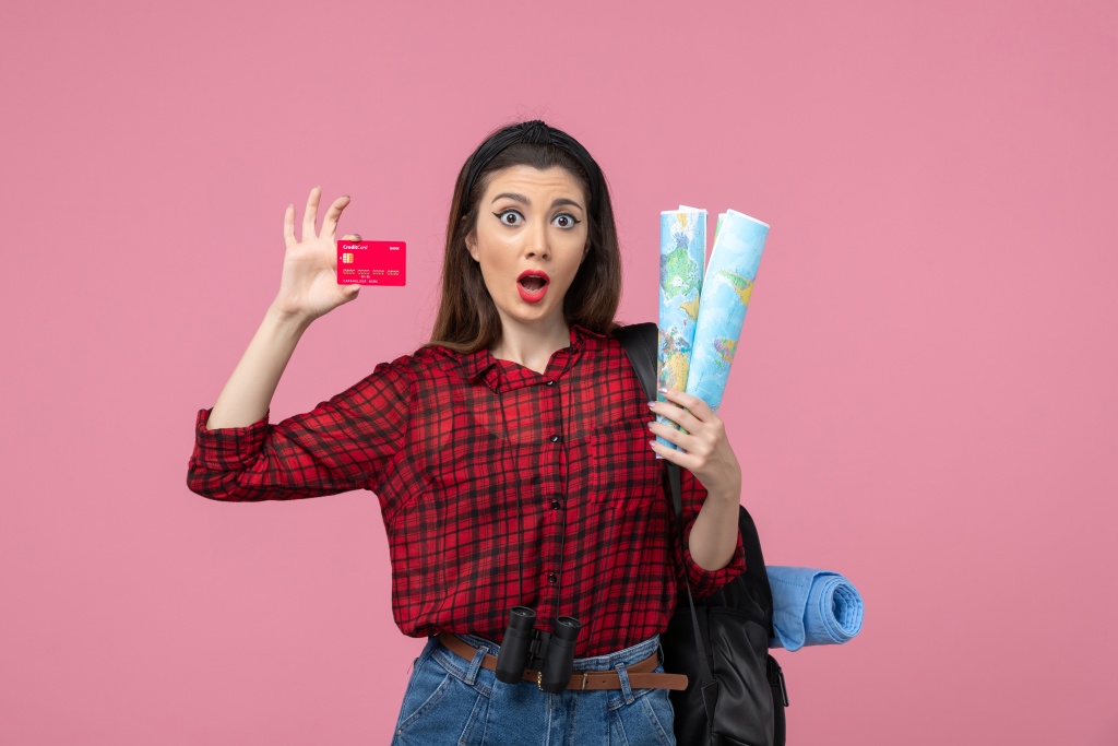front-view-young-female-with-maps-bank-card-pink-background-color-woman-human.jpg рубашка